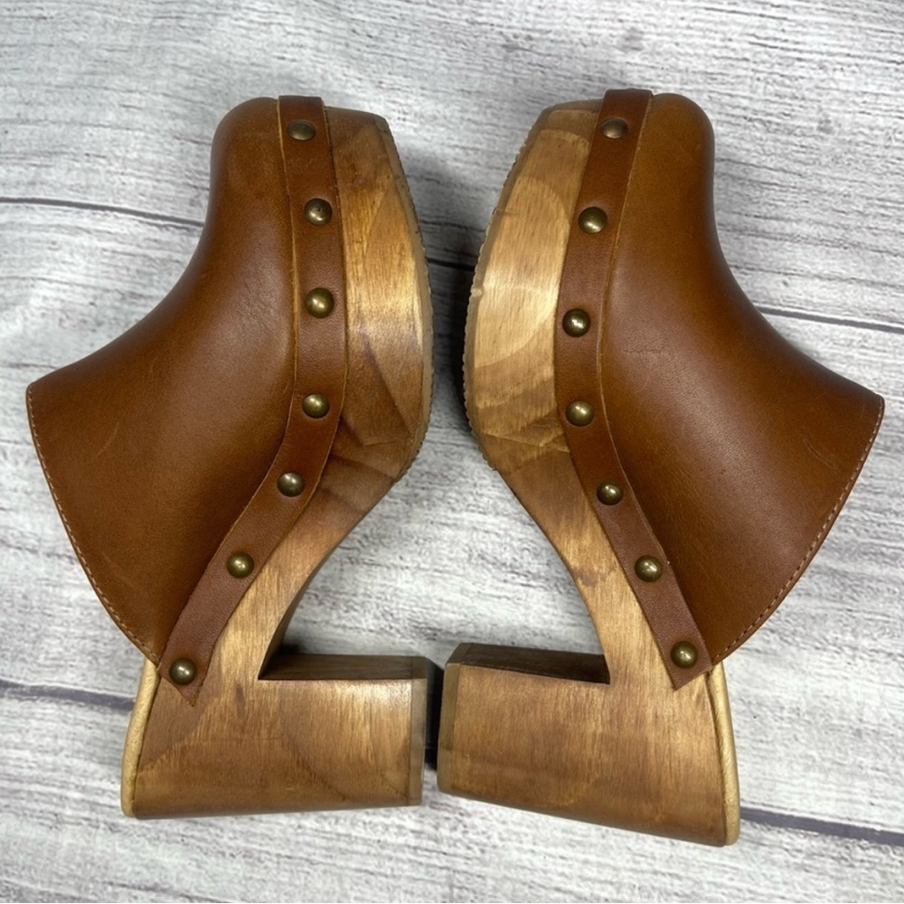 Anthropologie Brown Leather Wood-Platform Clogs